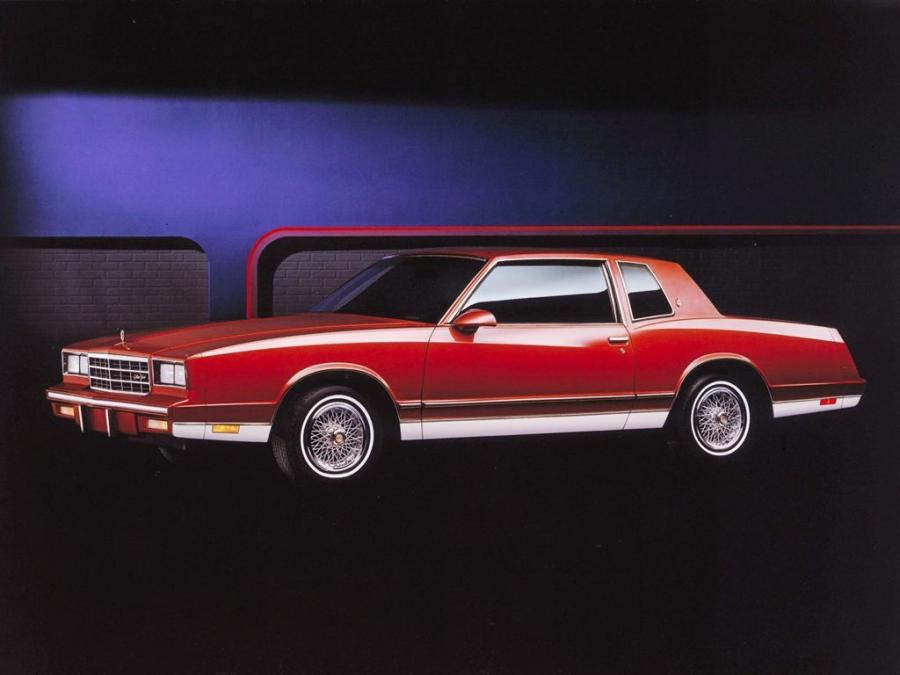  Chevrolet Monte Carlo 1981 года  (фото 6 из 15)